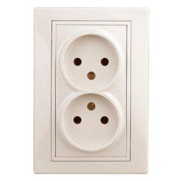 Розетка 2-м СП Plano 1-204-02 16А IP20 250В 2х2P сл. кость Intro Б0053905