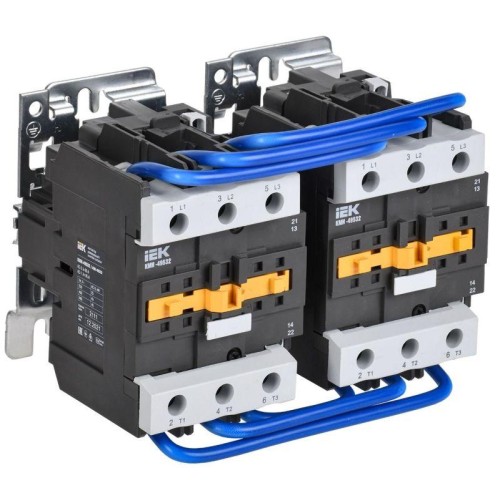 Контактор КМИ-49532 реверс 95А 230В/АС3 2НО 2НЗ KARAT IEK KKM43-095-230-22-1
