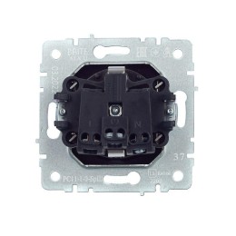 Розетка BRITE РС11-1-0-БрШ 16А с заземл. без защ. шторки механизм шампань IEK BR-R11-16-K37