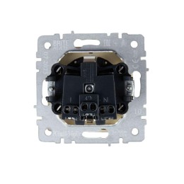 Розетка BRITE РСбш10-3-БрКр 16А IP20 с заземл. защ. шторки с крышкой механизм беж. IEK BR-R16-16-K10