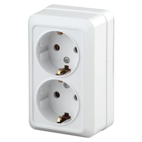 Розетка 2-м ОП Quadro 2-204-01 16А IP20 250В 2х2P+E Schuko бел. Intro Б0053800