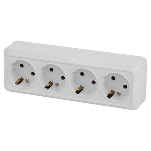 Розетка 4-м ОП Quadro 2-208-01 16А IP20 250В 4х2P+Е бел. Intro Б0053838
